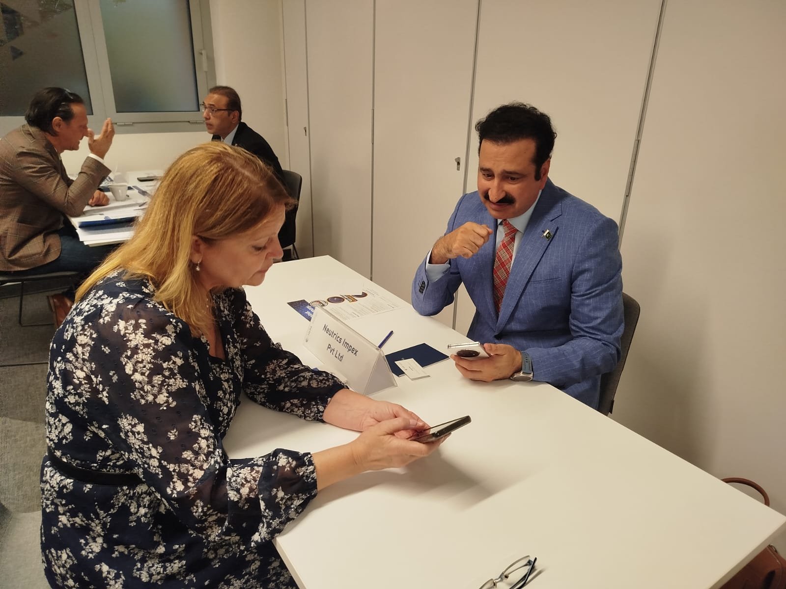 B2B-Session-Hungry-BF-3