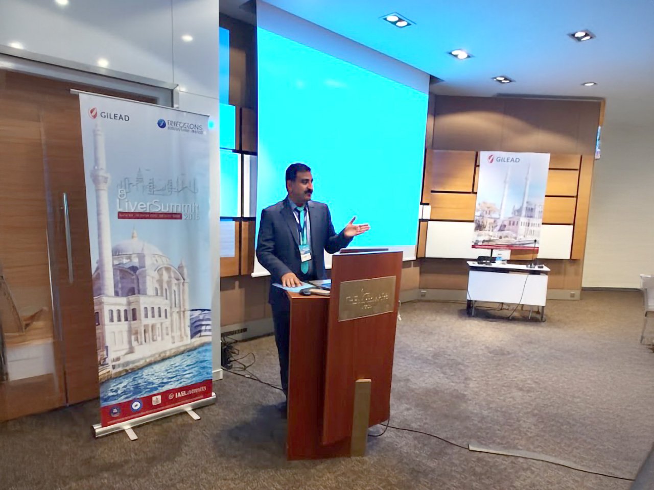 Liver-summit-Istanbul-Turkey-1B